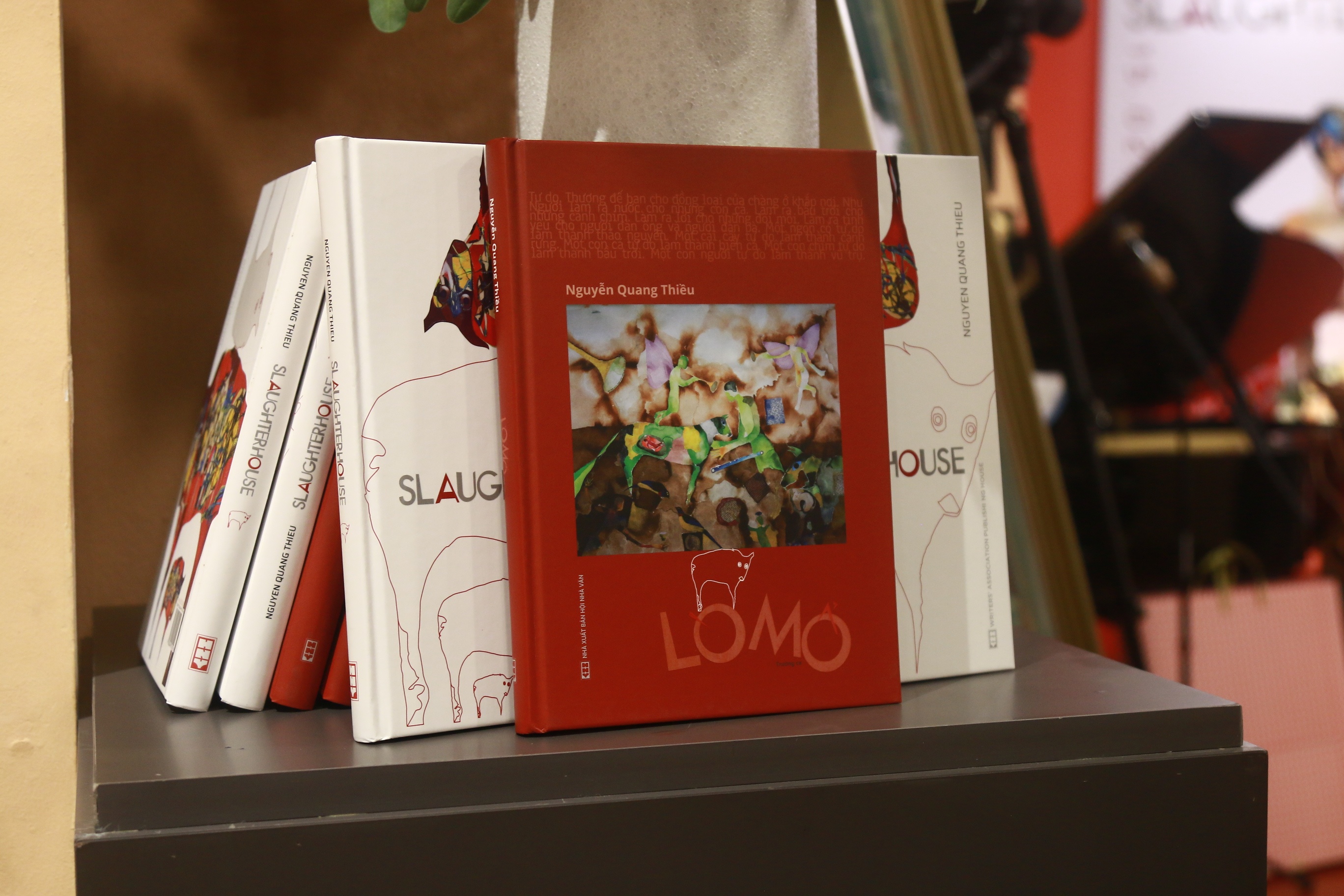 Nhung giac mo am anh cua nha tho Nguyen Quang Thieu hinh anh