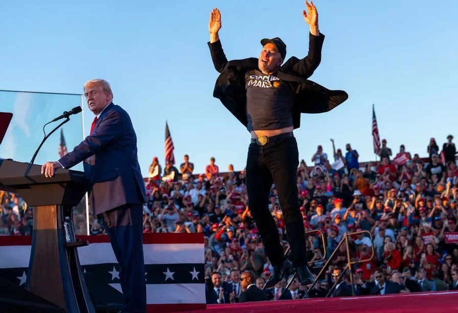 Hanh dong ky la cua Elon Musk khien ong Trump dat cau hoi hinh anh