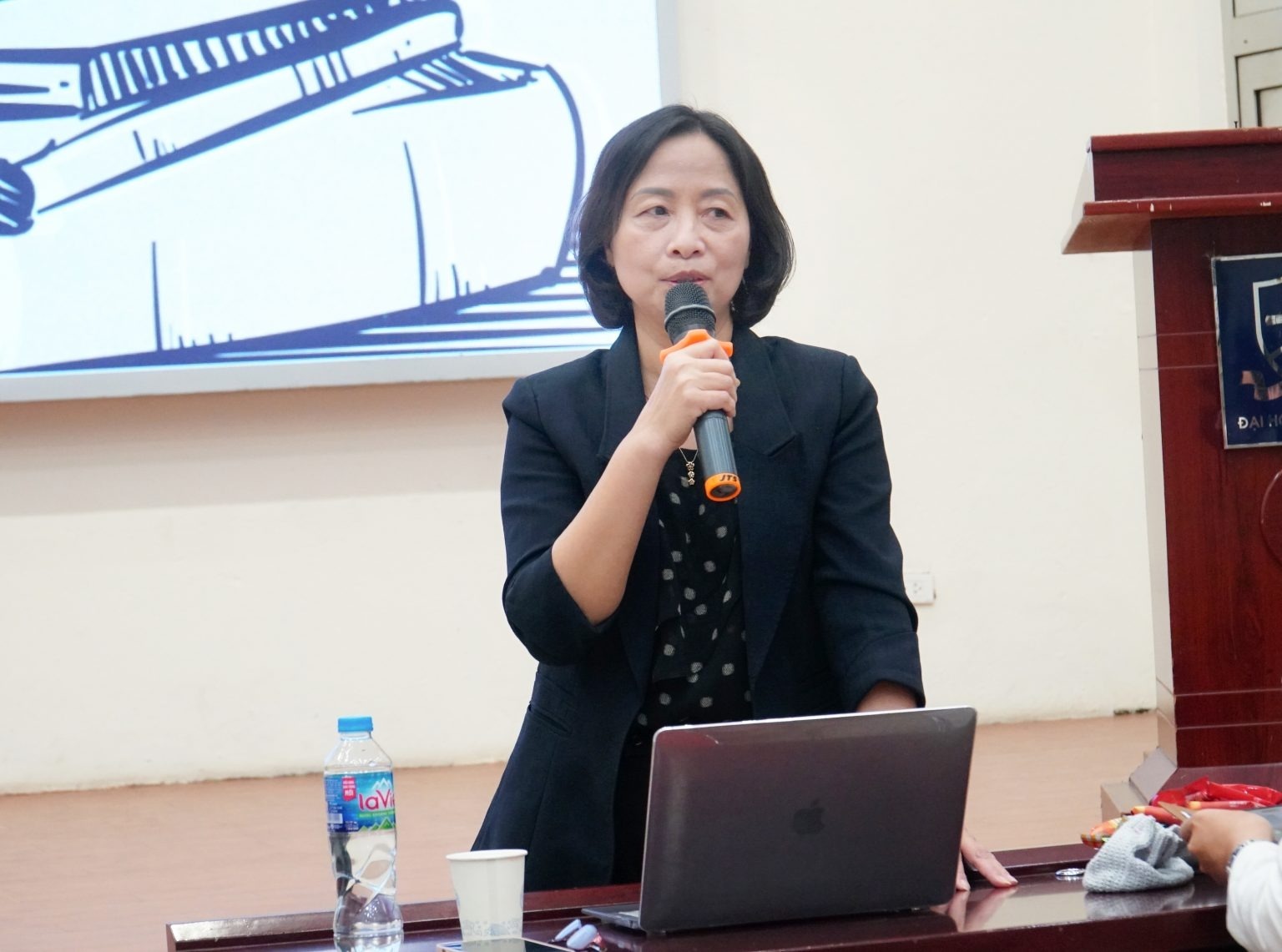 Kham pha ban than anh 2