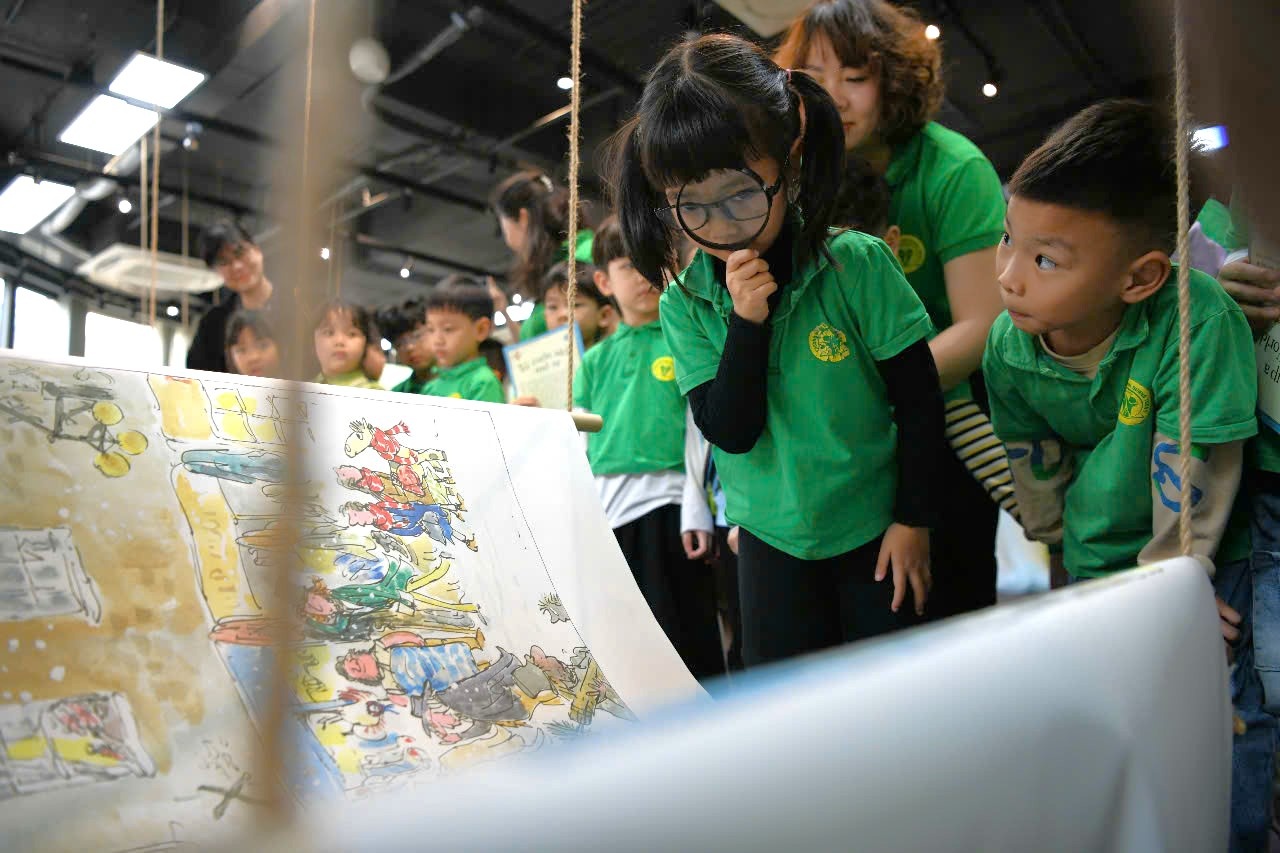 The gioi van hoc Anh thu hut doc gia Viet nho tuoi hinh anh