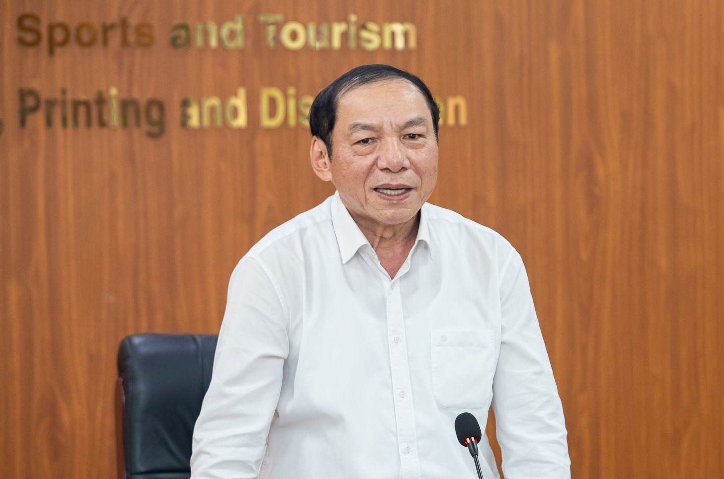 Bo truong Nguyen Van Hung: Can to chuc Giai Sach Quoc gia quy mo lon hinh anh