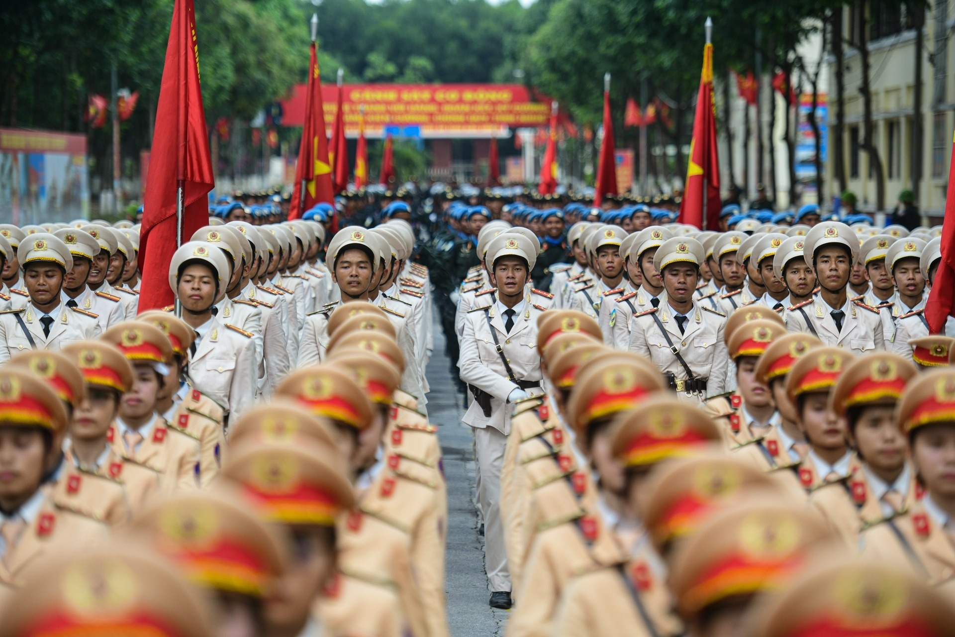 Hoat dong trong diem cua dai le 50 nam thong nhat dat nuoc hinh anh