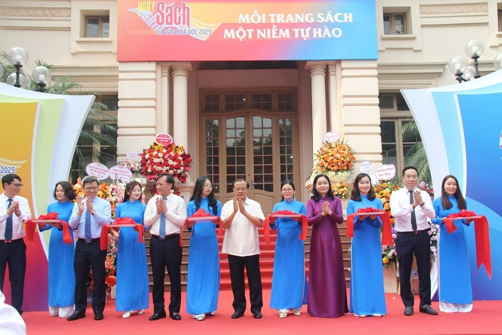 tin tuc anh 1