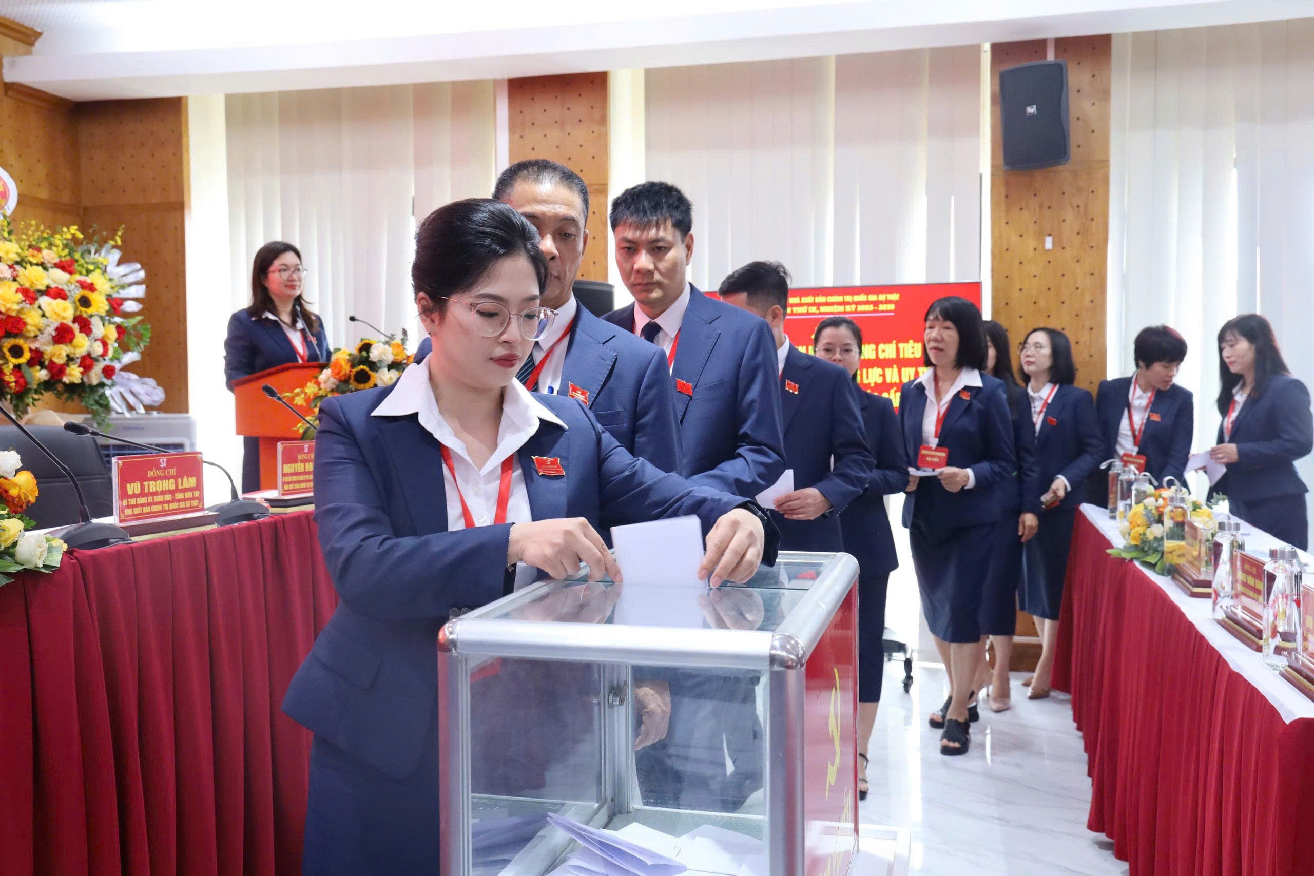 dai hoi anh 3