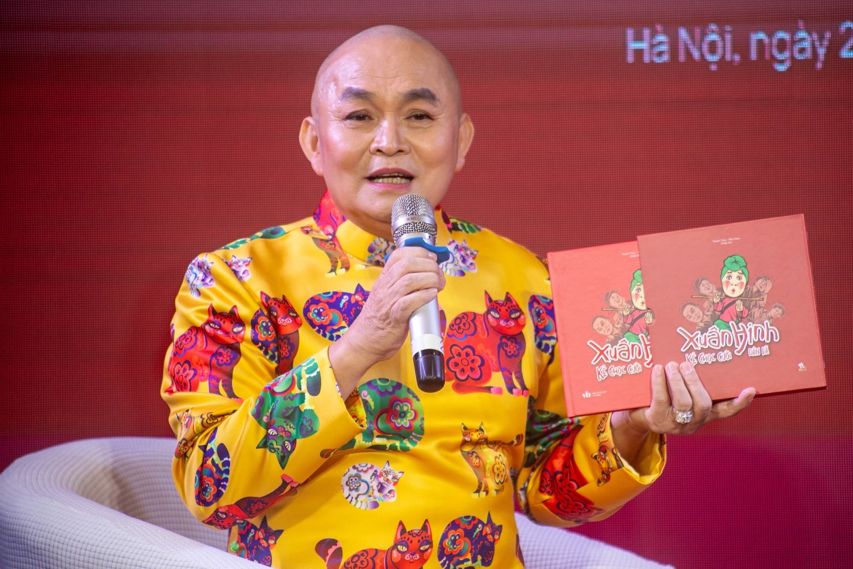 NSUT Xuan Hinh ke ve thoi ban pho, buon ga muu sinh hinh anh