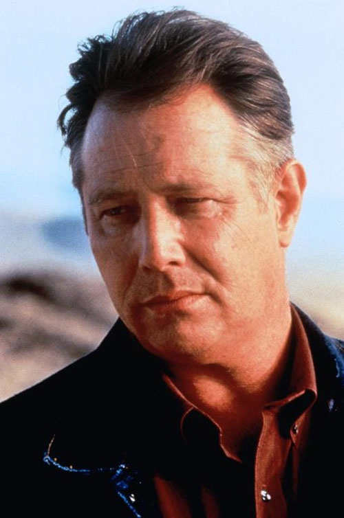 Lời nguyền Billy Bob Thornton bắt đầu từ cái chết của nam diễn viên J.T. Walsh, người đóng cặp cùng Thornton trong Sling Blade. Năm 1996, khi Thornton đạo diễn và đóng vai chính trong phim Sling Blade, bộ phim không có bất cứ 