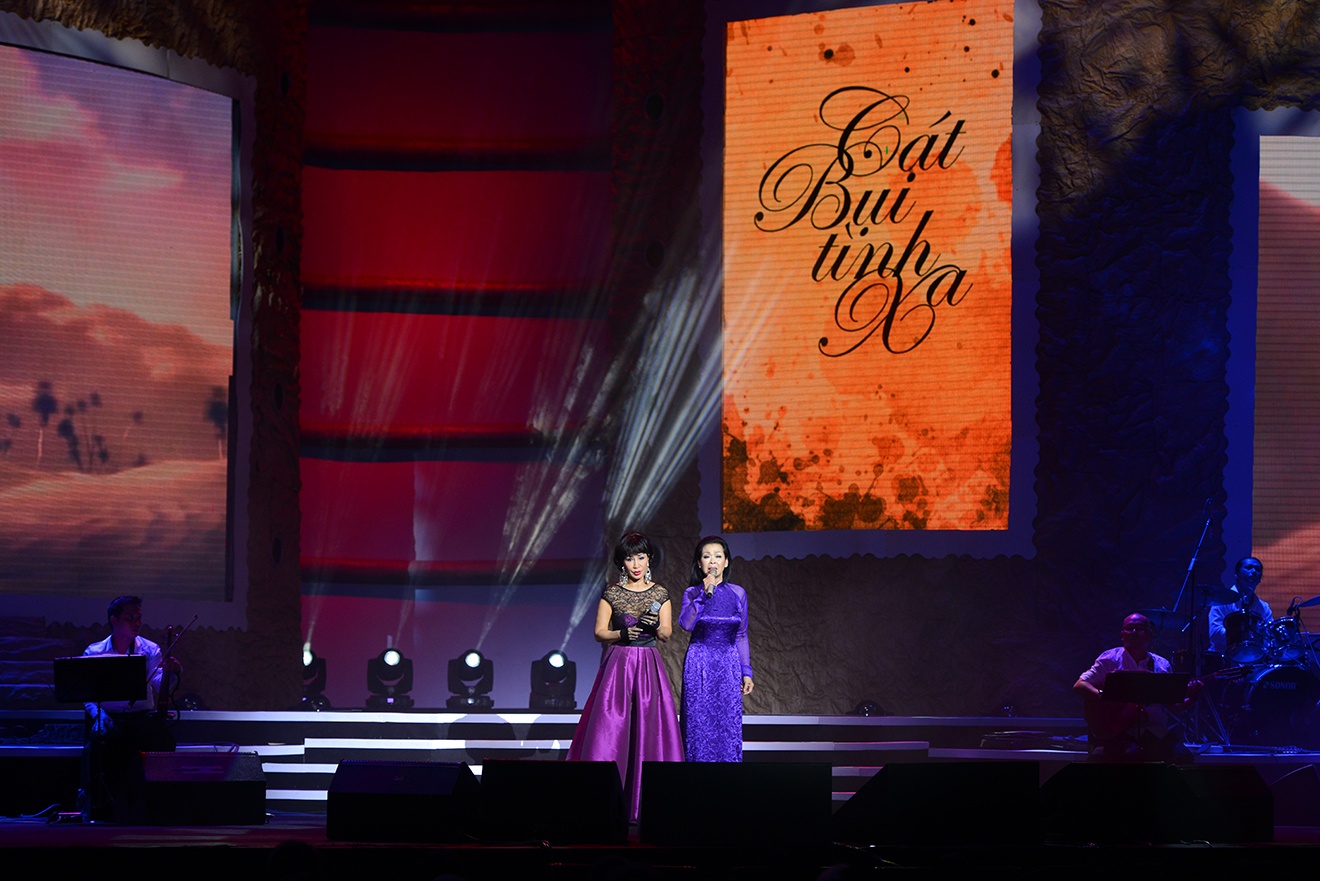 Khanh Ly - Mua hong hinh anh