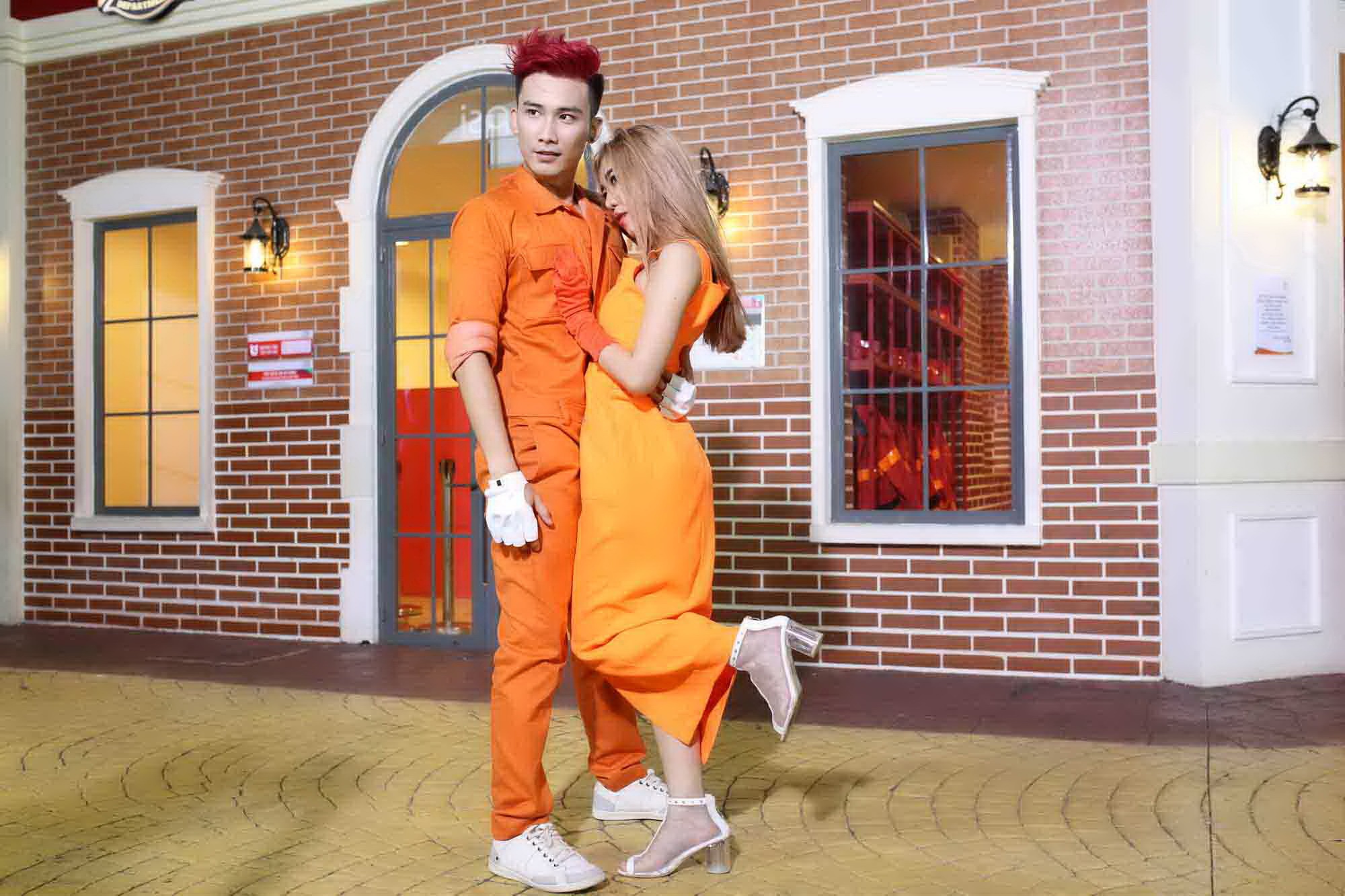 Chi Thien tro tai vu dao trong MV moi hinh anh