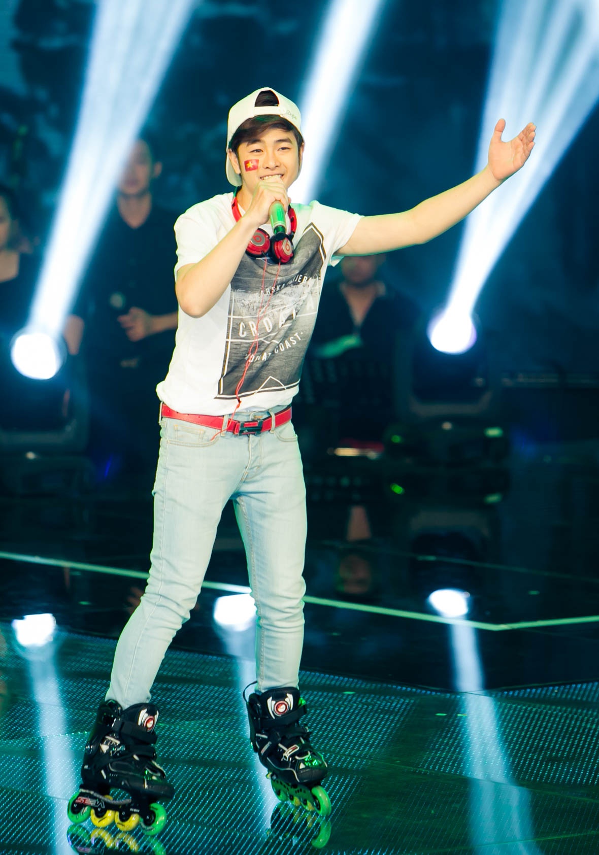 Hot boy Loki Bảo Long không có màn trình diễn tốt như mong đợi. 