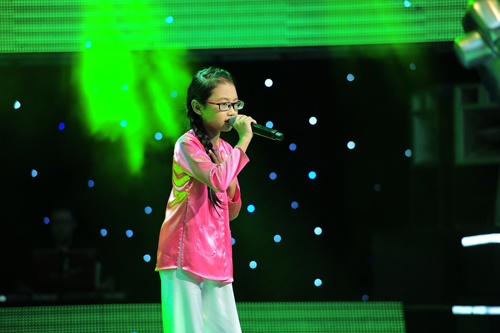 Que em mua nuoc lu - Phuong My Chi hinh anh