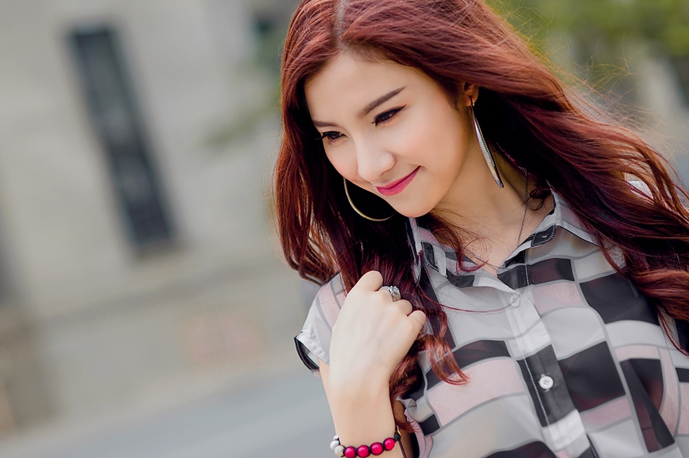 Hanh Sino noi bat trong nang Sai Gon hinh anh