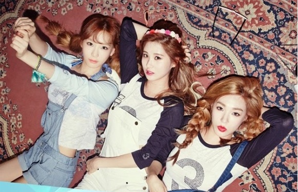 Album moi cua TaeTiSeo duoc MC American Idol khen ngoi hinh anh