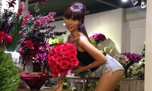 Nhung chiec quan phan cam cua sao Viet hinh anh