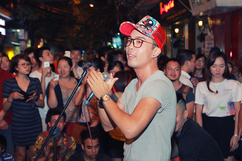 Sao Viet lam nao nhiet pho co Ha Noi hinh anh