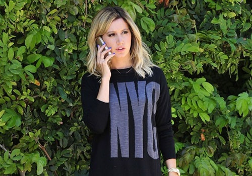 So trang phuc dung hang cua sao Au - My hinh anh