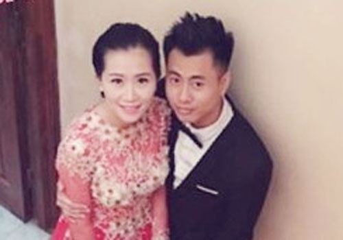 Nhac si 'Mong anh ve' bat ngo cuoi vo hinh anh