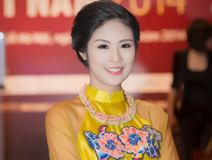 Ngoc Han ngoi ghe nong Hoa hau Viet Nam 2014 hinh anh