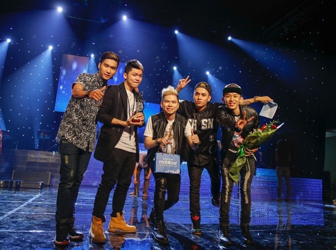 Tuong tu - nhom FB Boiz hinh anh