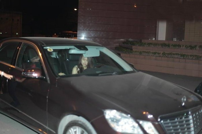 Can canh xe sang bac ty cua Hoang Thuy Linh hinh anh