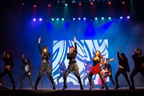 Tren dinh Phu Van - nhom Bee T hinh anh