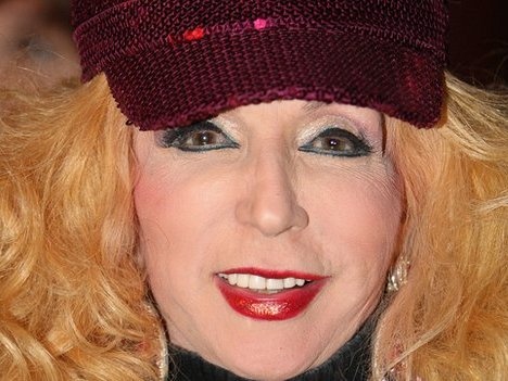 Nghe si huyen thoai Sabah qua doi hinh anh