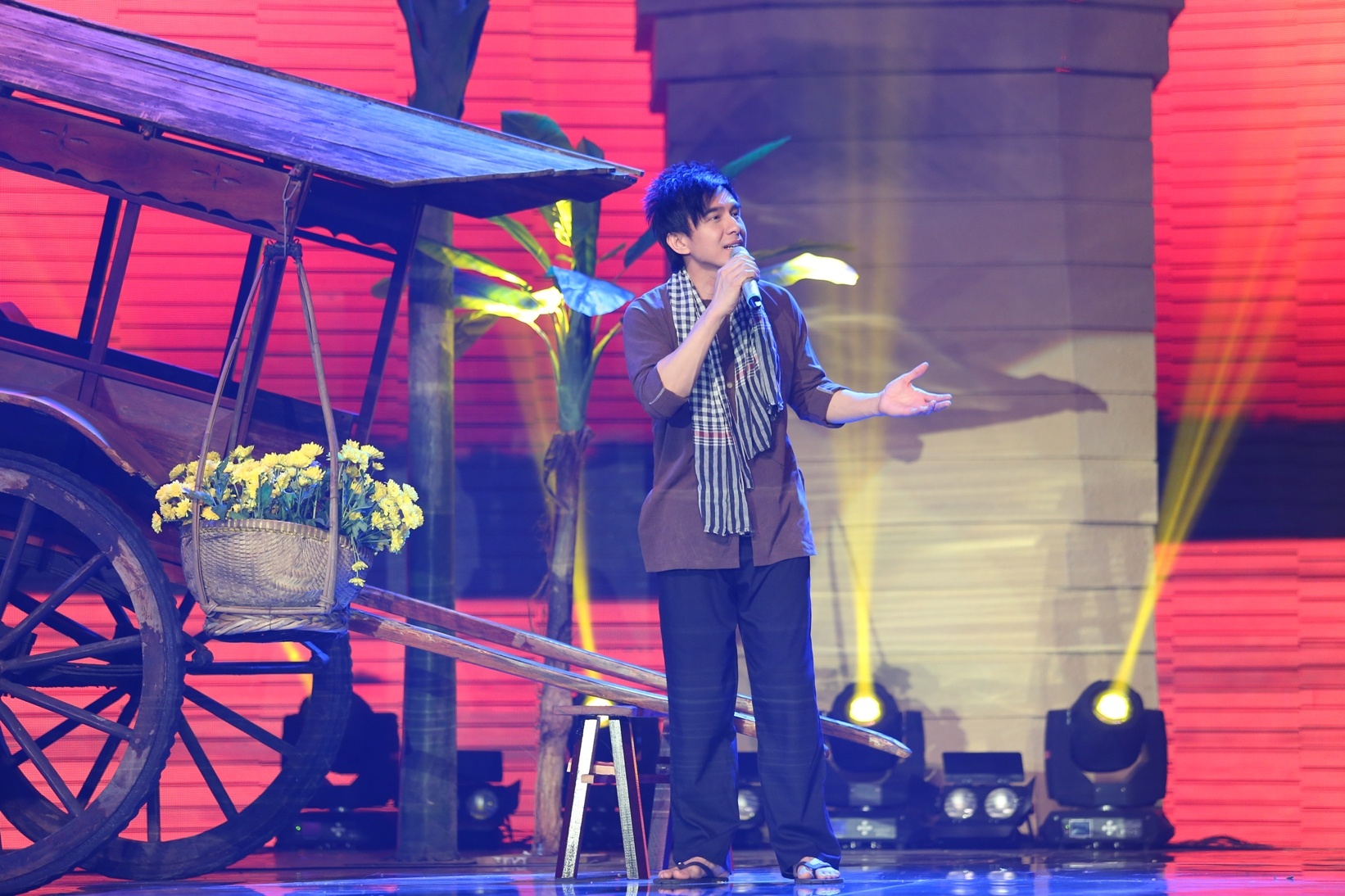 Tinh dat do mien Dong - Dan Truong hinh anh