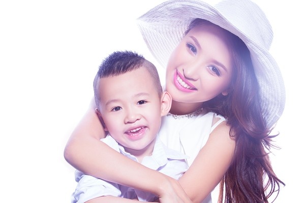 MV Single Mom - Van Hugo hinh anh