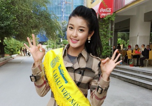 Bo A hau Huyen My: 'Lam nguoi mau khong co gi xau hay sai' hinh anh