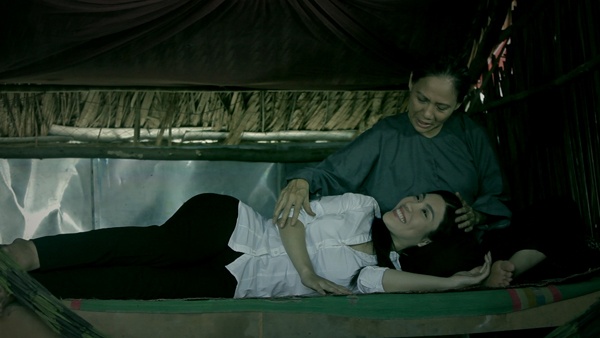 Con thuong rau dang moc sau he - Uyen Trang hinh anh