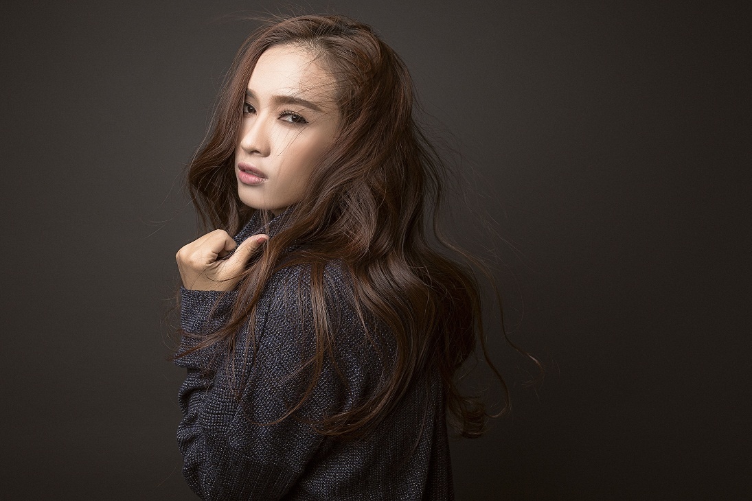 Co don - Phan Le Ai Phuong hinh anh