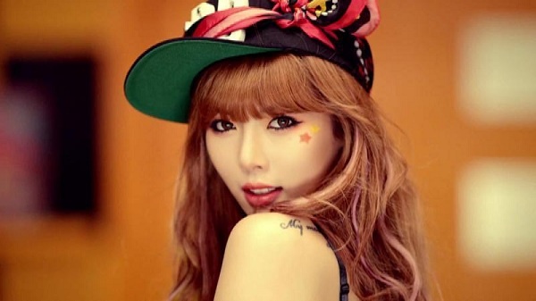 MV Ice Cream - HyunA hinh anh