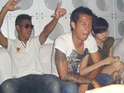 Chuyen tinh my nu Viet va cau thu: Nguoi hanh phuc, ke on ao hinh anh