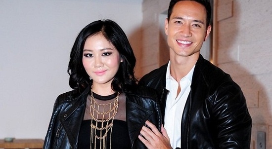 Gu thoi trang cong them tuoi cua Van Mai Huong hinh anh