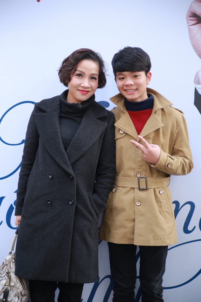 Mỹ Linh, Quang Anh đến ủng hộ nam ca sĩ trưởng thành từ cuộc thi The Voice.