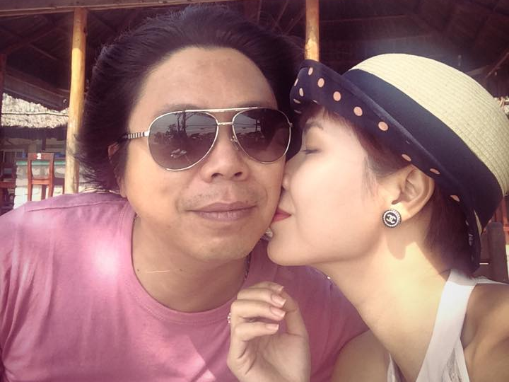 Uyen Linh hon ma guitar Dung Da Lat trong dip Valentine hinh anh