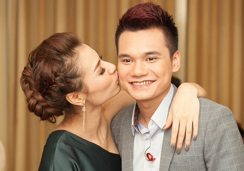 Khac Viet: 'Quan he cua toi va Hong Que tren muc tinh yeu' hinh anh