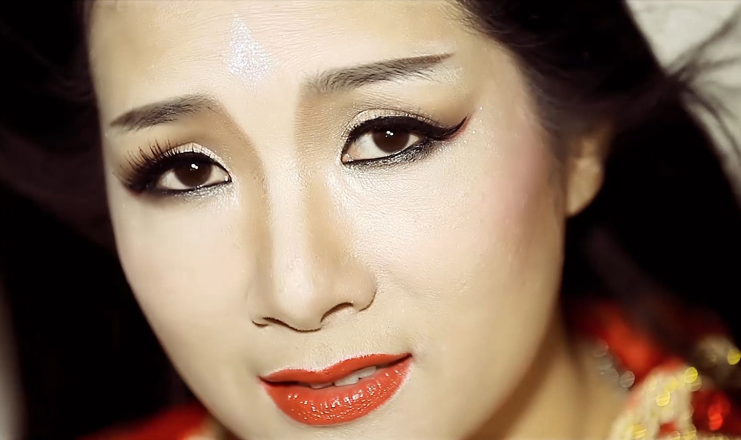 MV Tinh nang cung nu - Thanh Thanh Hien hinh anh