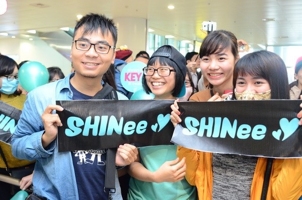 Khan gia that vong va buc xuc ve buoi tong duyet hinh anh