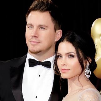 Trong khi đi hưởng tuần trăng mật ở Bali, Indonesia năm 2009, cặp đôi diễn viên phim Step Up, Jenna Dewan và Channing Tatum, đã khắc lời thề bên nhau lên cơ thể.