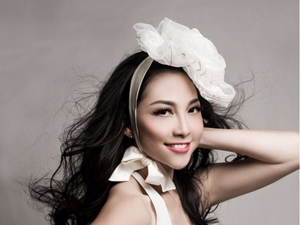 Linh Nga nhe nhang buoc qua khung hoang tinh cam hinh anh