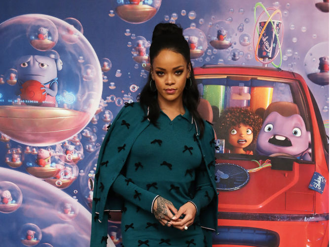 Rihanna: Co may in tien cua showbiz hinh anh