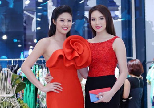 Hoa hau Ky Duyen do dang cung Ngoc Han hinh anh