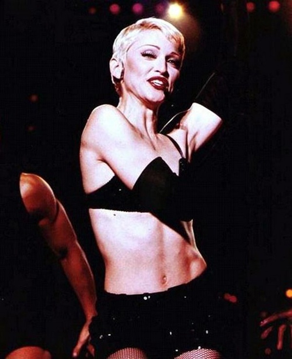 Năm 1993, Madonna khiến người hâm mộ tại Puerto Rica tức giận khi kẹp quốc kỳ nước này giữa 2 chân. Bên cạnh đó, dù là “nữ hoàng nhạc pop”, Madonna vẫn bị các kênh truyền hình âm nhạc “cấm cửa” bởi loạt MV gợi dục Erotica, Justify My Love, Blonde Ambition.