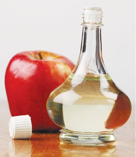 Chị em có thể tự làm giấm táo tại nhà khá đơn giản và không hề đắt đỏ