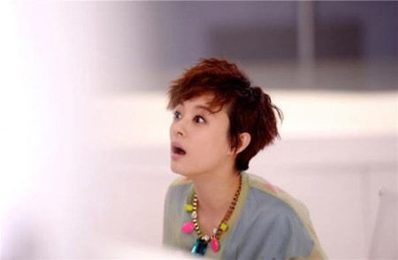 Tôn Lệ đã gặp phải nhiều tình huống “dở khóc dở cười” do chính mình tạo ra trong bộ phim “Lạt mụ chính chuyện” (Hot mom).