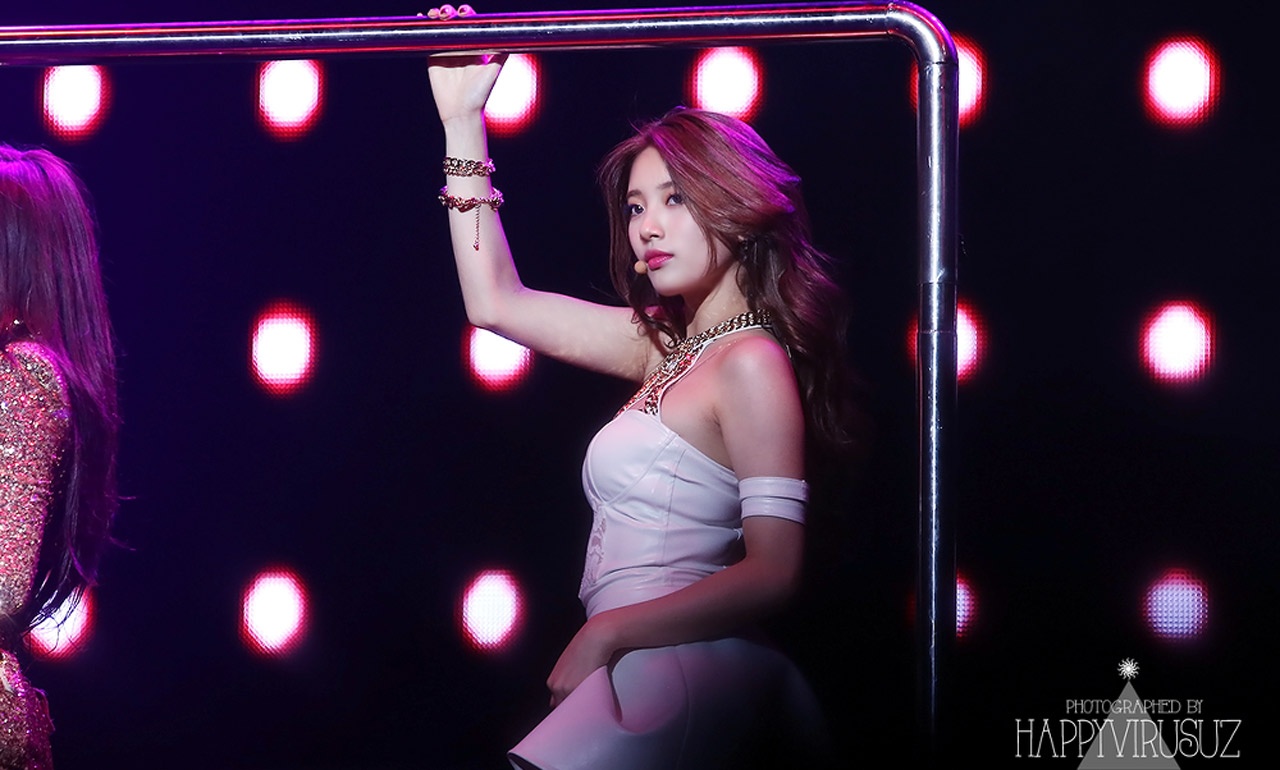 Không phải visual (gương mặt đại diện) của f(x), nhưng dường như Krystal rất được lòng các idol. Cô nàng đứng thứ 3 trong cuộc bình chọn với 15% số phiếu.