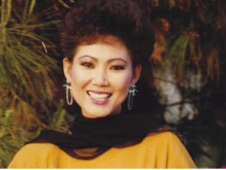 Chuyen doi buon cua nu ca si nghien ruou va ma tuy hinh anh