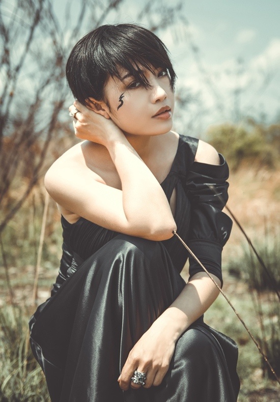 Tinna Tình cho biết có nhiều đại gia muốn giúp đỡ nhưng cô đã từ chối.