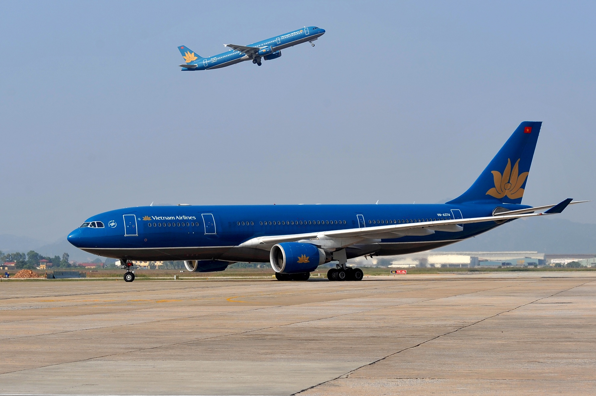 Vietnam Airlines se ban may bay, ban von de thoat lo hinh anh