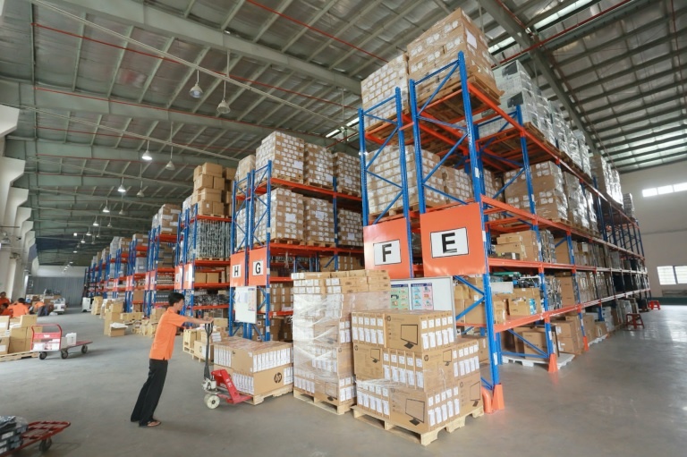 SSI: Digiworld phan phoi hang Apple nhanh hon chinh hang hinh anh